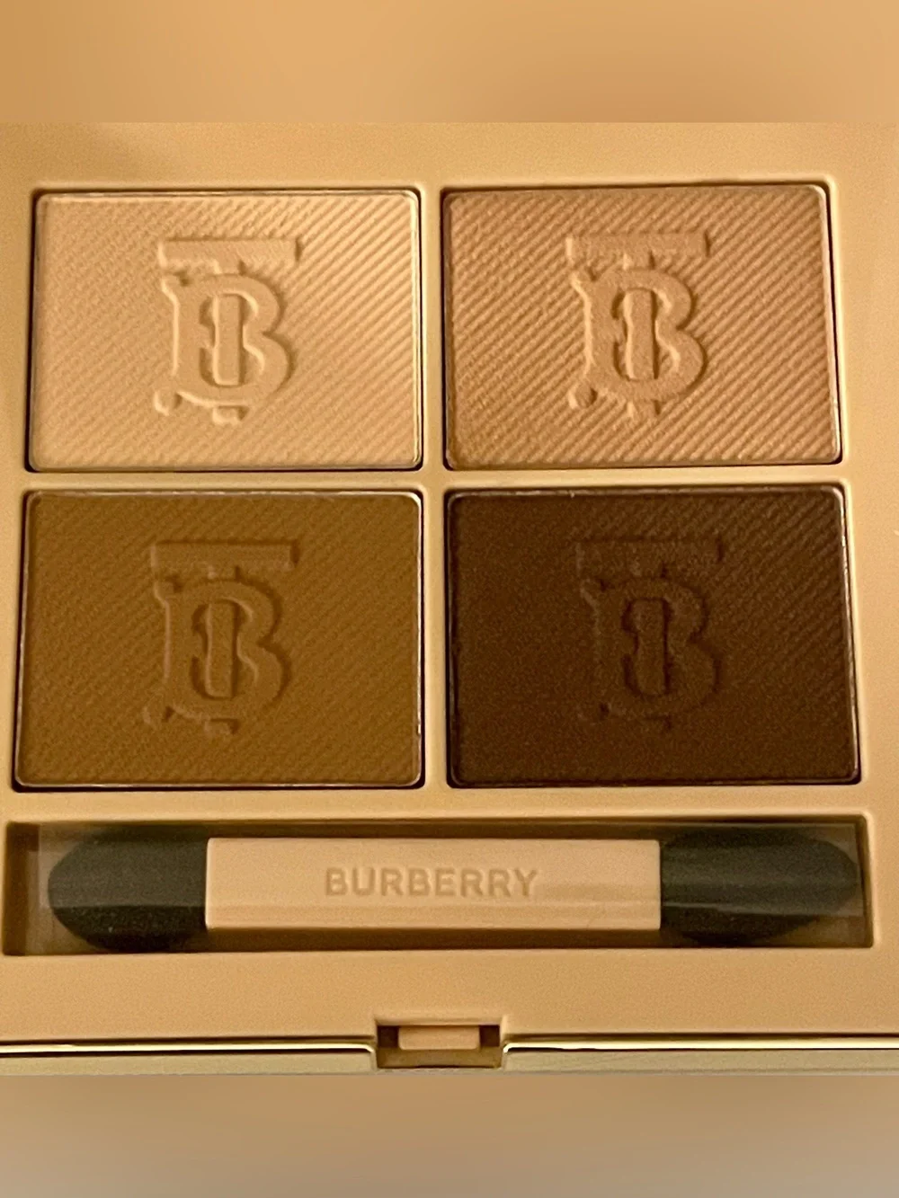 Burberry authentic eyeshadow